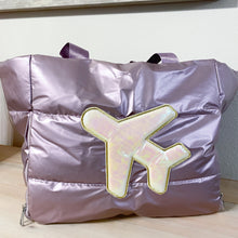 Load image into Gallery viewer, jetsetter metallic puffy tote bag
