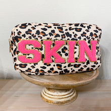 Load image into Gallery viewer, &#39;skin&#39; | large leopard pouch
